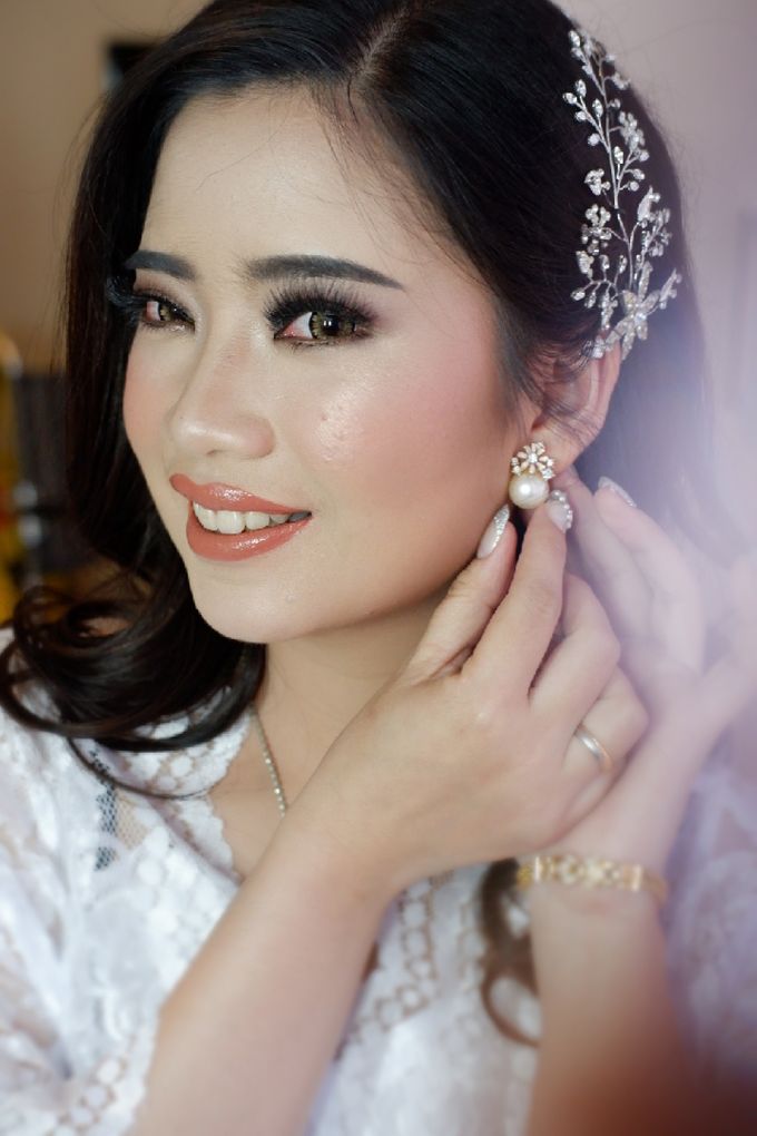 Favor Bride, Fransisca..  by Favor Brides - 003