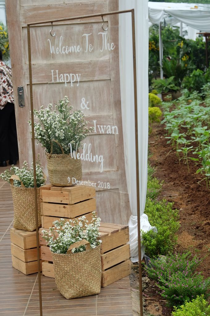 Pernikahan Outdoor Di Galea Belangi by Medina Catering