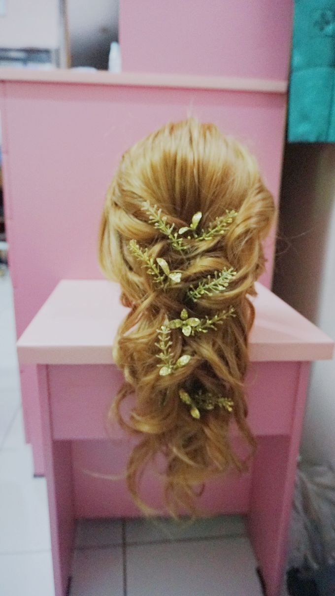 Hair Do by Wilan’s Hair Do - 005 Hair Do by Wilan’s Hair Do - 005
