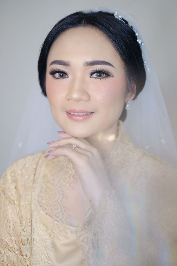 BRIDE MAKEUP by Valeria by Leneva Bridal - 027 BRIDE MAKEUP by Valeria by Leneva Bridal - 027