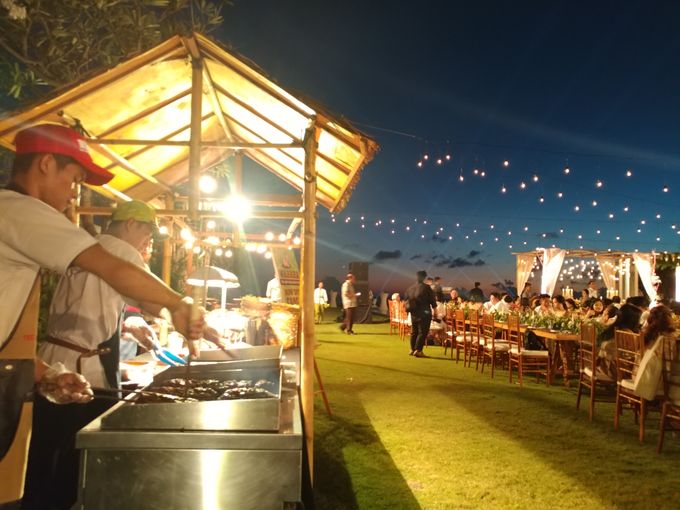 Villa Phalosa, Pantai Batu Belig, Seminyak, Wedding of Mr. Stefano & Ms. Angel, 5 Mei 2019 by Lumbung Catering - 013