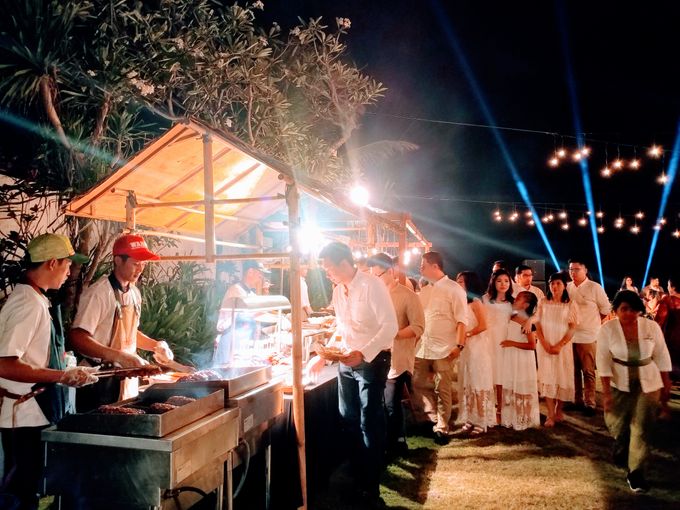 Villa Phalosa, Pantai Batu Belig, Seminyak, Wedding of Mr. Stefano & Ms. Angel, 5 Mei 2019 by Lumbung Catering - 028