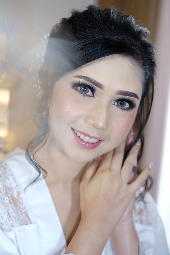BRIDE MAKEUP by Valeria by Leneva Bridal - 037 BRIDE MAKEUP by Valeria by Leneva Bridal - 037