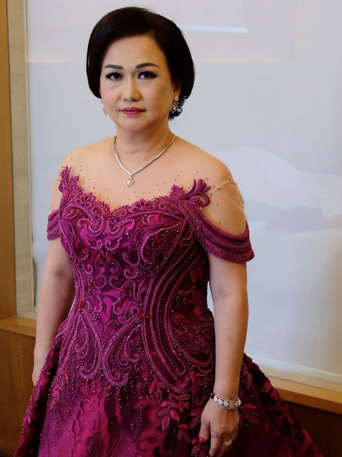 Mother Of The Bride 's Jewellery by WU5 Fashion Atelier by Wiki Wu & Nancy Wu - 001 Mother Of The Bride 's Jewellery by WU5 Fashion Atelier by Wiki Wu & Nancy Wu - 001