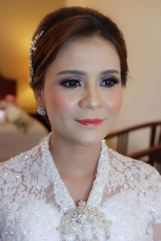 Beautiful Bride, Delvi by Favor Brides - 003 Beautiful Bride, Delvi by Favor Brides - 003