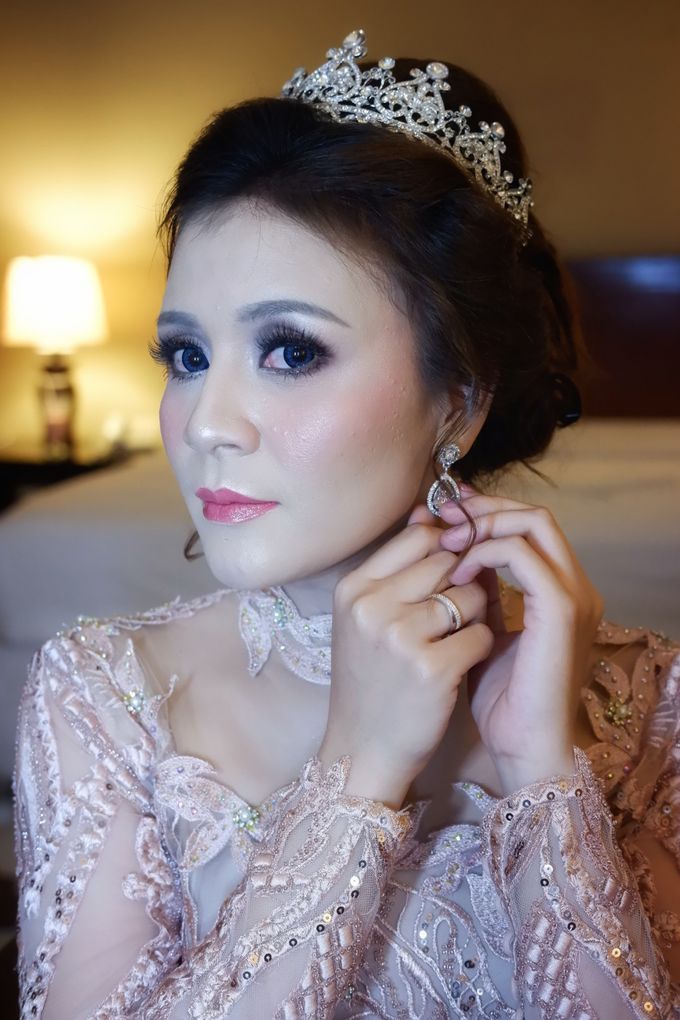 Beautiful Bride, Delvi by Favor Brides - 011 Beautiful Bride, Delvi by Favor Brides - 011