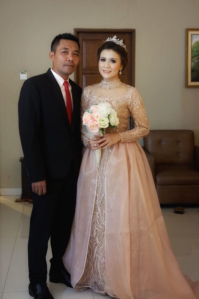 Beautiful Bride, Delvi by Favor Brides - 010 Beautiful Bride, Delvi by Favor Brides - 010