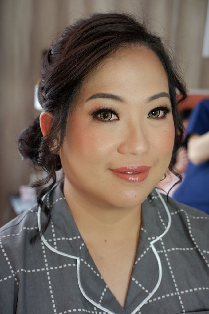 Makeup and Hairdo For Sister by Nike Makeup & Hairdo - 003 Makeup and Hairdo For Sister by Nike Makeup & Hairdo - 003