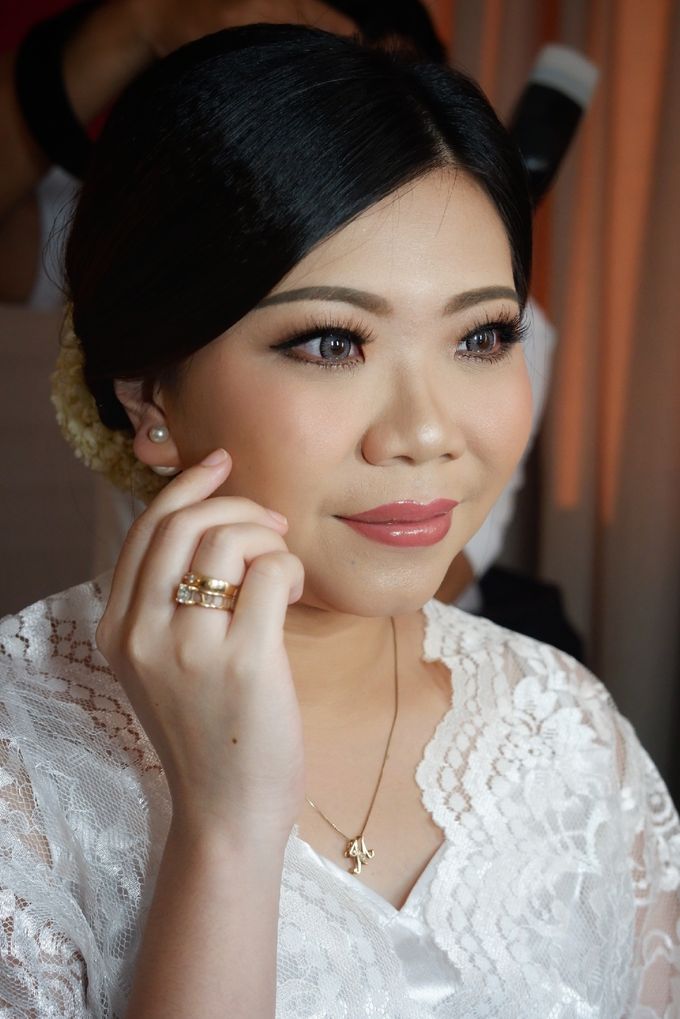 Beautiful Bride, Marlena by Favor Brides - 003 Beautiful Bride, Marlena by Favor Brides - 003