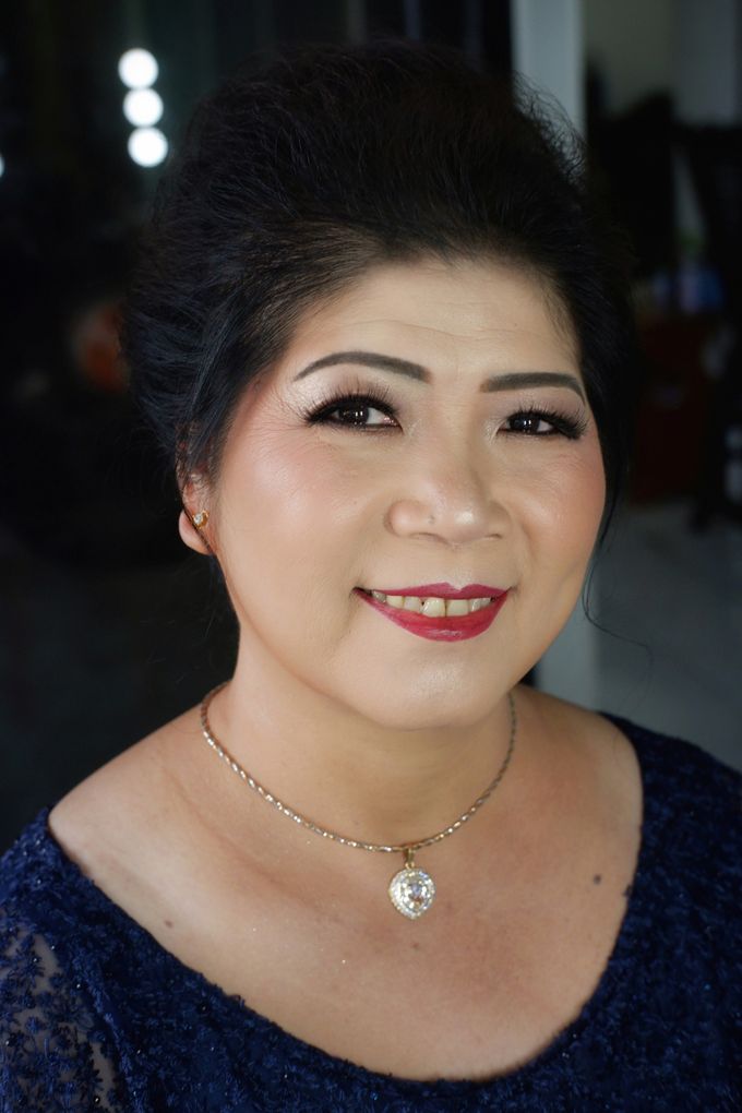 Makeup Sangjit & Holy Matrimony for Mom by Nike Makeup & Hairdo - 007 Makeup Sangjit & Holy Matrimony for Mom by Nike Makeup & Hairdo - 007