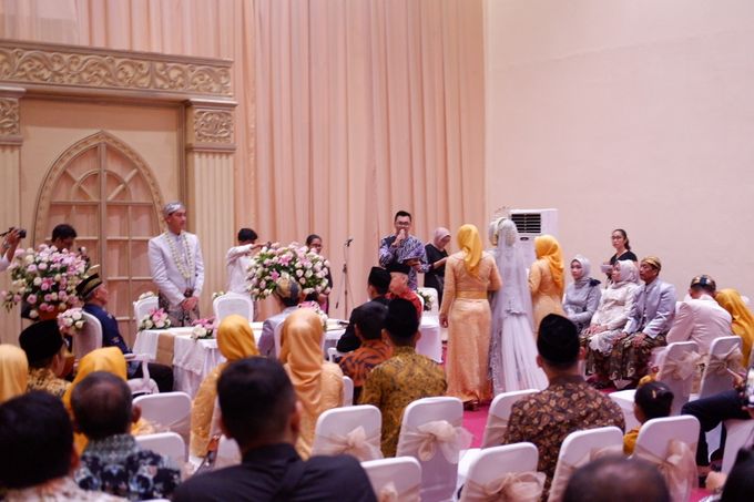 Ayu & Turas Wedding by HENRY BRILLIANTO - 007