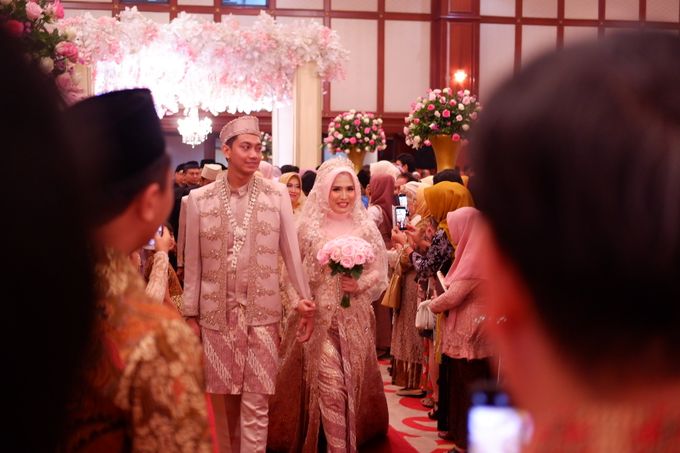 Ayu & Turas Wedding by HENRY BRILLIANTO - 018