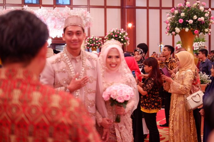 Ayu & Turas Wedding by HENRY BRILLIANTO - 014