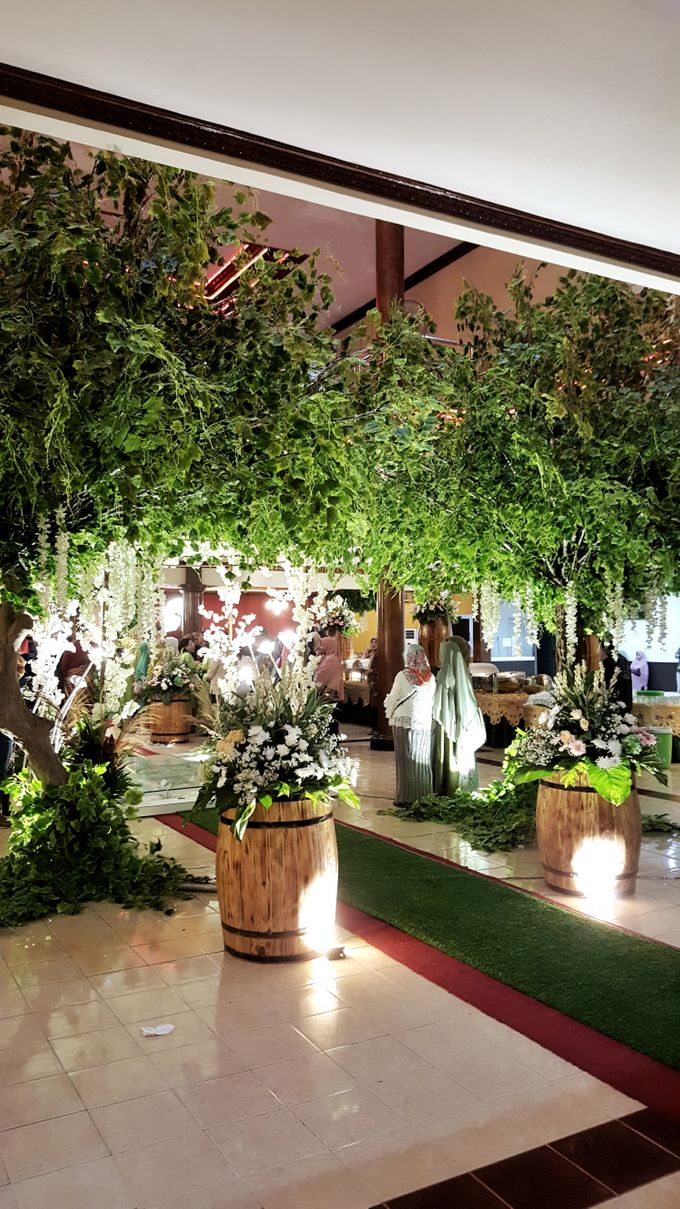 Decoration by IKO Catering Service dan Paket Pernikahan - 030 Decoration by IKO Catering Service dan Paket Pernikahan - 030