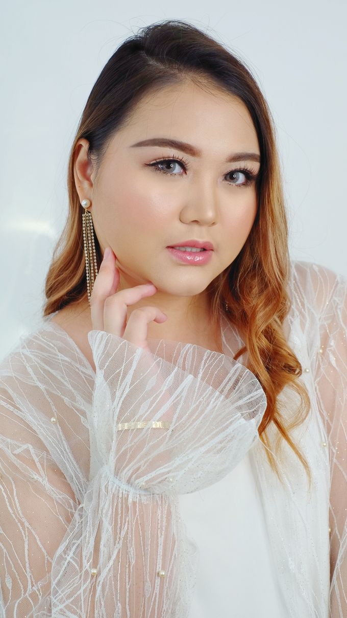 Ms. Evelina by Tasya Tiddy Make Up Artist - 001 Ms. Evelina by Tasya Tiddy Make Up Artist - 001
