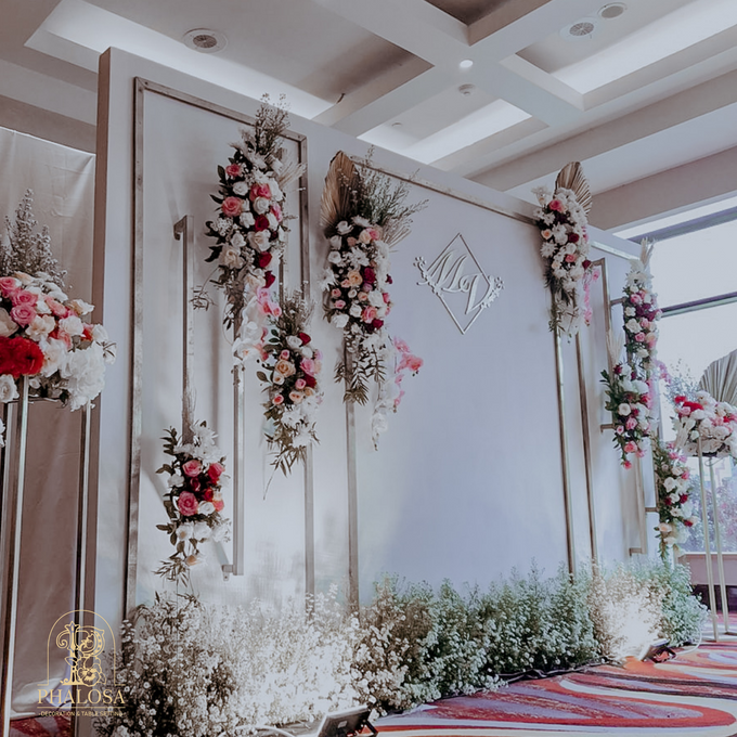 Wedding Of Melissa And Vendy by Phalosa Event Decoration & Table Setting - 002 Wedding Of Melissa And Vendy by Phalosa Event Decoration & Table Setting - 002