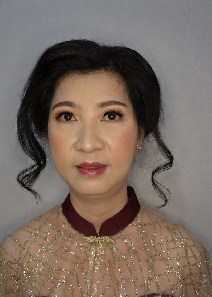 Mom Sangjit of Ms. Herlina by Alexandra Makeup Artist - 001 Mom Sangjit of Ms. Herlina by Alexandra Makeup Artist - 001