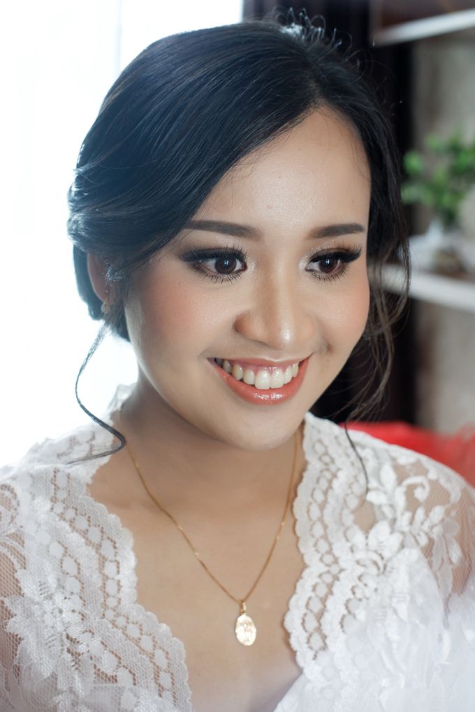 Holy Matrimony Makeup for Katarina by Nike Makeup & Hairdo - 010 Holy Matrimony Makeup for Katarina by Nike Makeup & Hairdo - 010