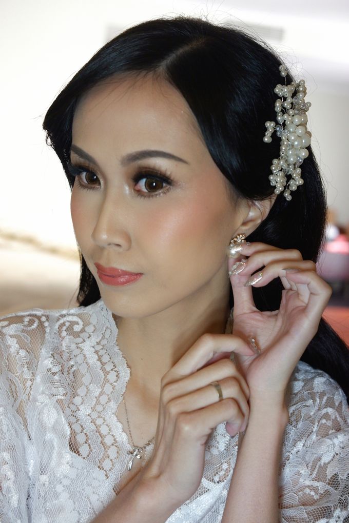 Wedding Day Makeup & Hairdo For Melissa by Nike Makeup & Hairdo - 006 Wedding Day Makeup & Hairdo For Melissa by Nike Makeup & Hairdo - 006