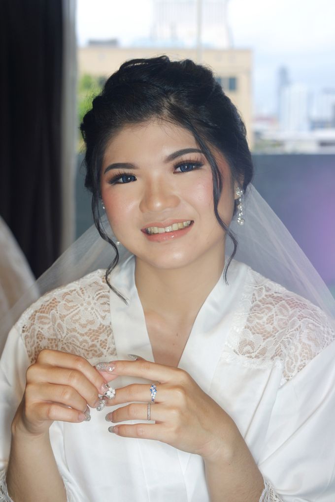 Favor Bride, Nia.. by Favor Brides - 002 Favor Bride, Nia.. by Favor Brides - 002