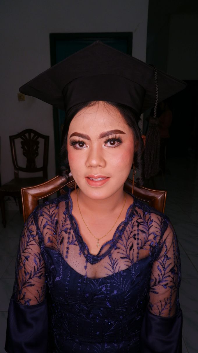 Make Up Graduation by Maylindmua - 010