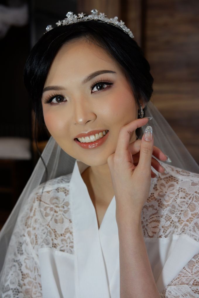 Holy Matrimony Makeup for Ms. Natalia by Nike Makeup & Hairdo - 004