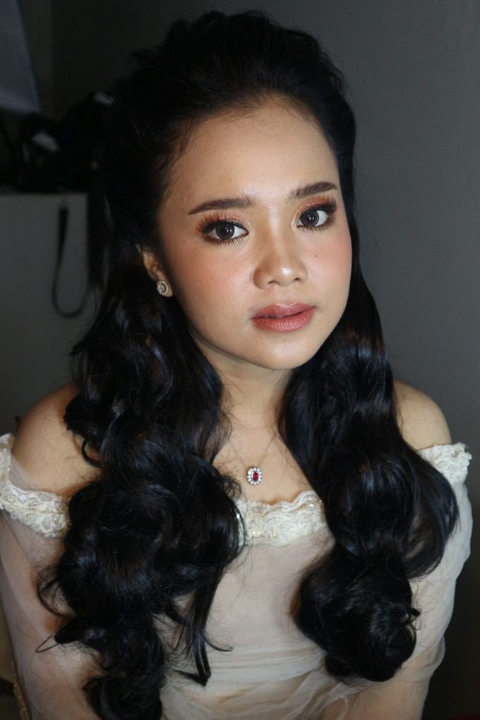 Reception Night Wedding Makeup by Hana Gloria MUA - 012