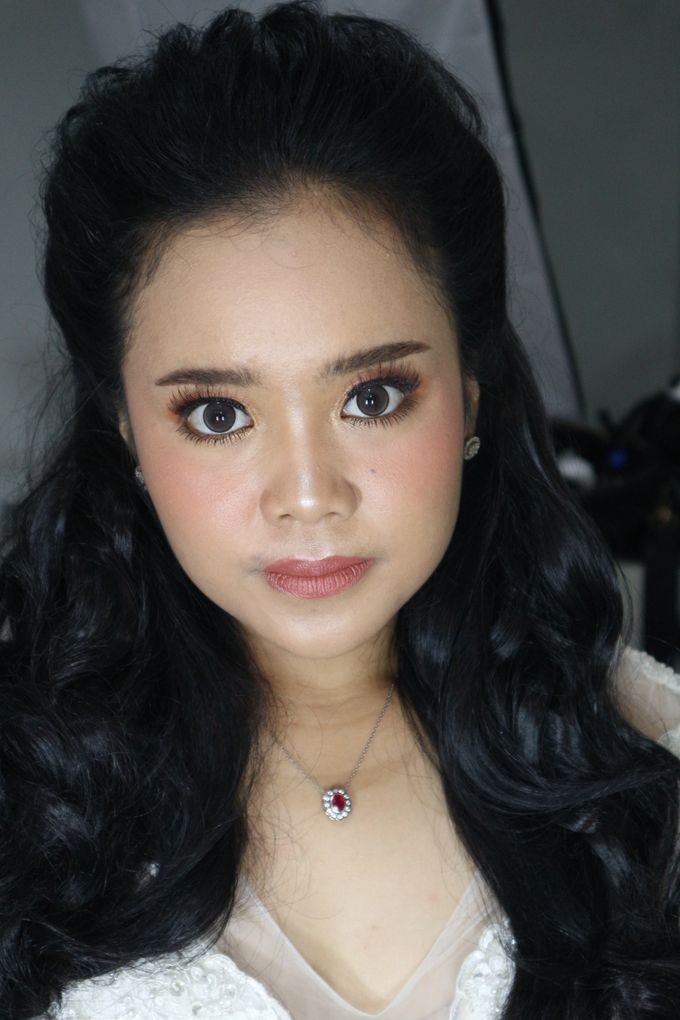 Reception Night Wedding Makeup by Hana Gloria MUA - 003 Reception Night Wedding Makeup by Hana Gloria MUA - 003