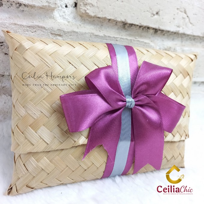 Iris Hampers by Ceiliachic - 001 Iris Hampers by Ceiliachic - 001