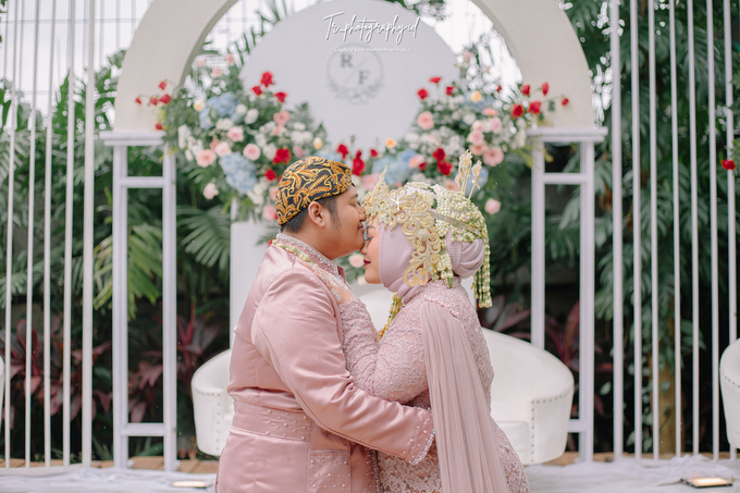 THE WEDDING OF RANIA & FIRIS by Meet The Bride - 015 THE WEDDING OF RANIA & FIRIS by Meet The Bride - 015