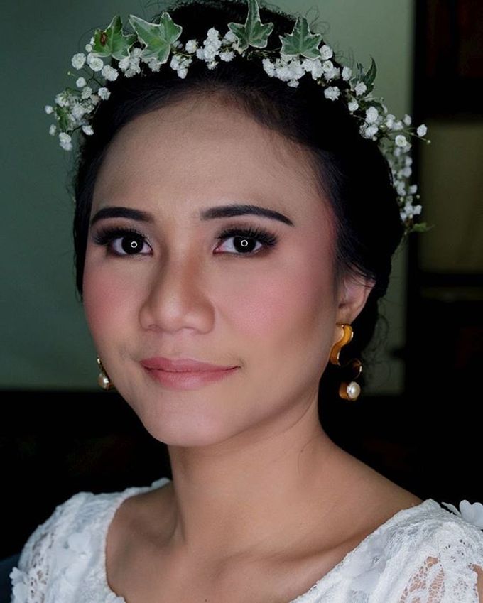 Garden Wedding - Windy by Arini Makeup Artist - 003