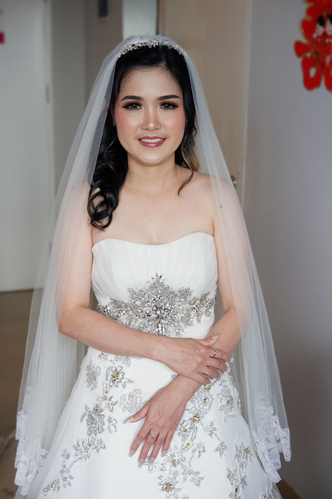 Wedding Day of Julie by Nike Makeup & Hairdo - 002