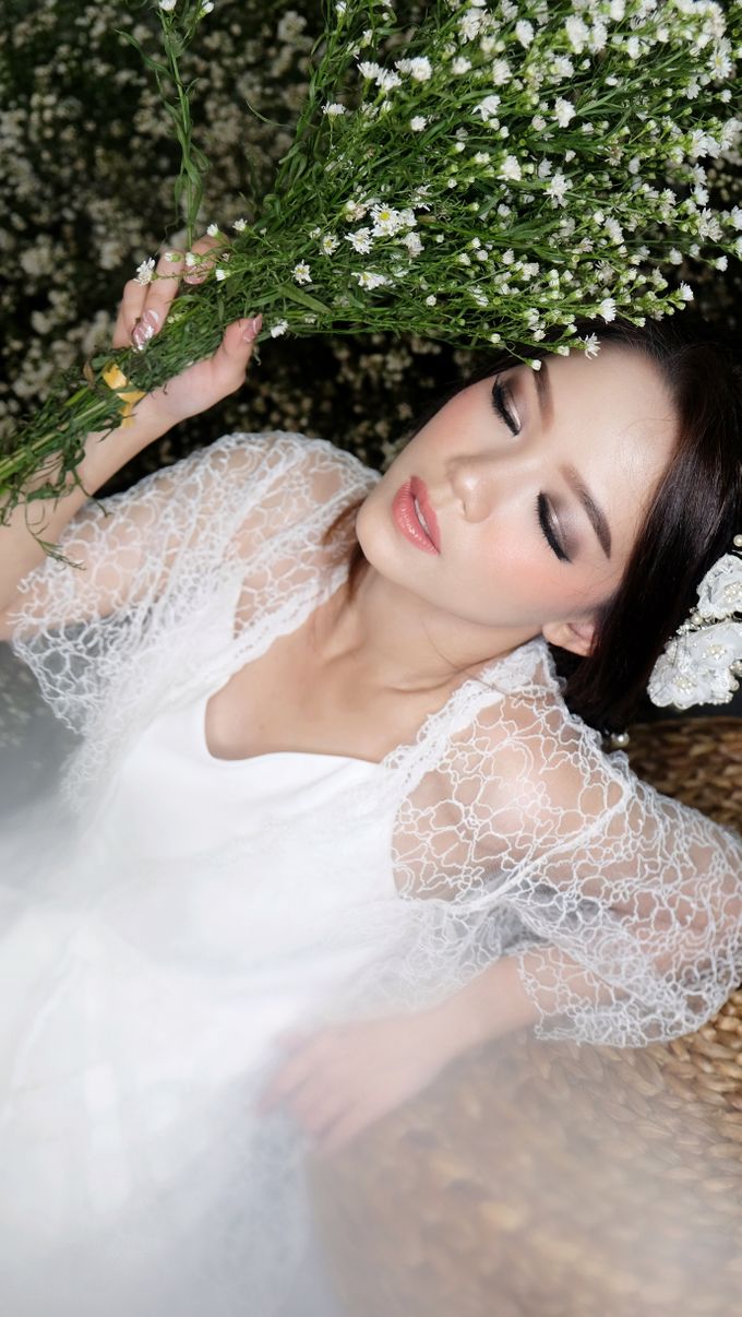 Wedding Airbrush Make Up by ThienZ Make Up Artist - 010