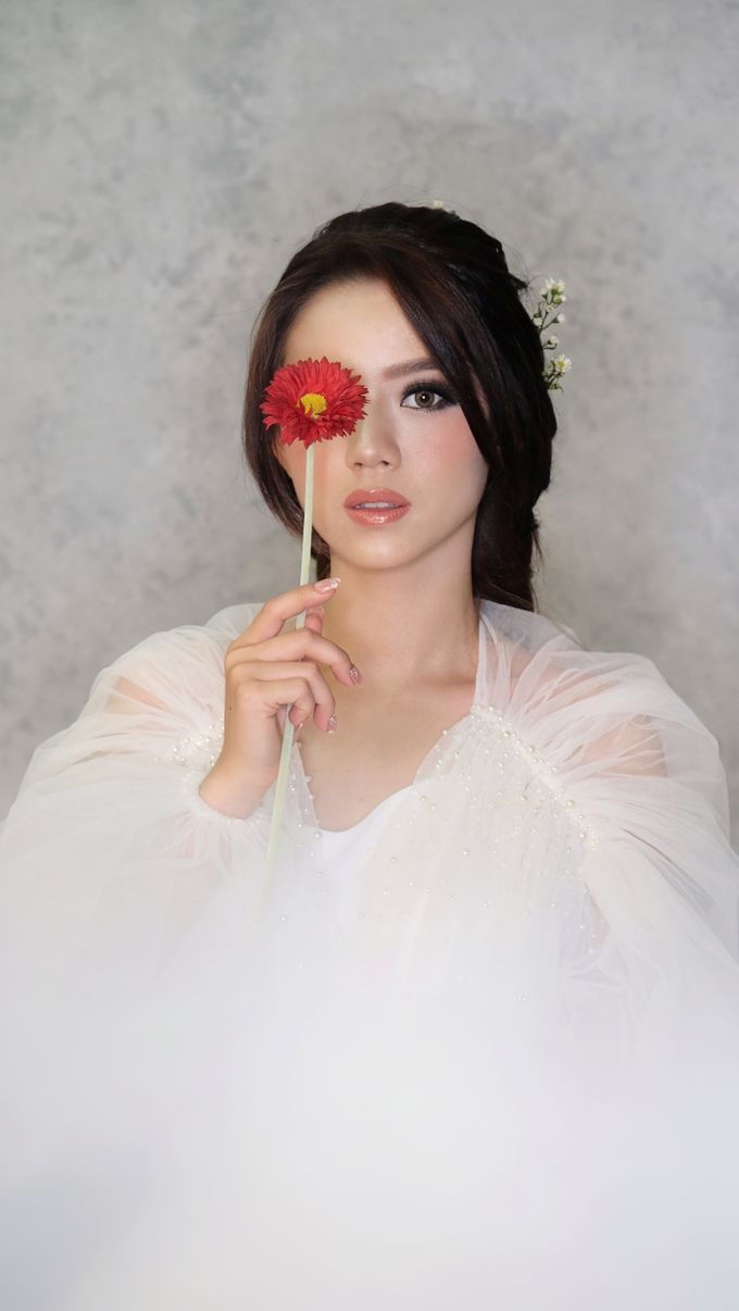 Wedding Airbrush Make Up by ThienZ Make Up Artist - 001 Wedding Airbrush Make Up by ThienZ Make Up Artist - 001