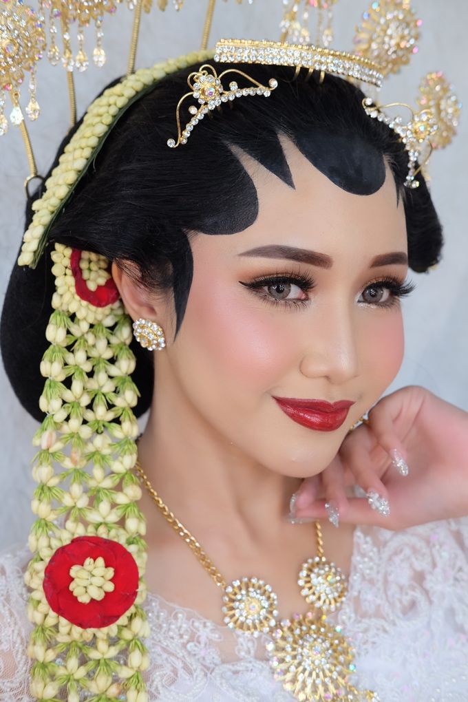 Adinda , Javanese Bride by Chindra Tansil  - 006