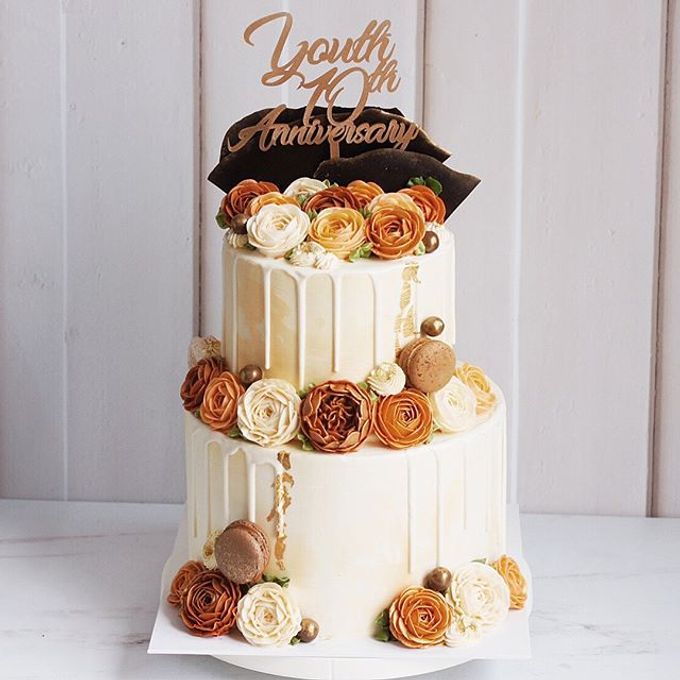 2 tiers Celebration Cake (Wedding, Birthdays, etc) by duchess bakes - 024 2 tiers Celebration Cake (Wedding, Birthdays, etc) by duchess bakes - 024