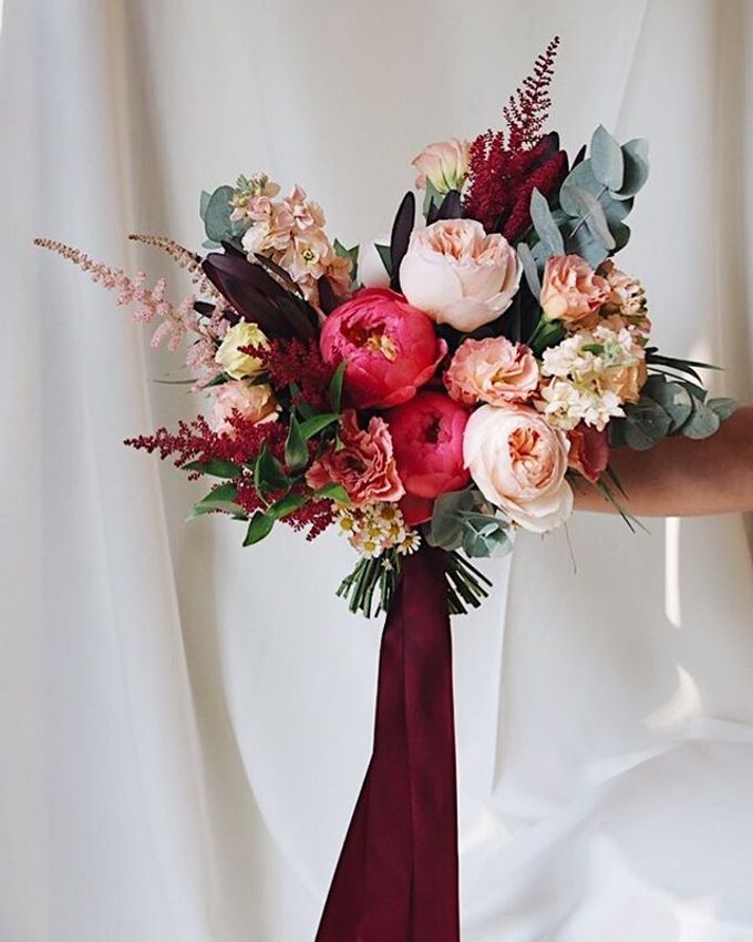 Bridal Bouquets by Floral Magic - 028 Bridal Bouquets by Floral Magic - 028
