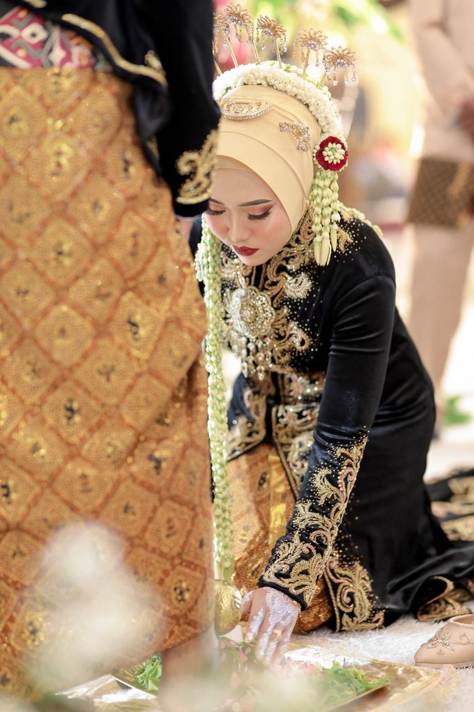 Nindy & Aji Wedding by Kamajayaratih Organizer - 007
