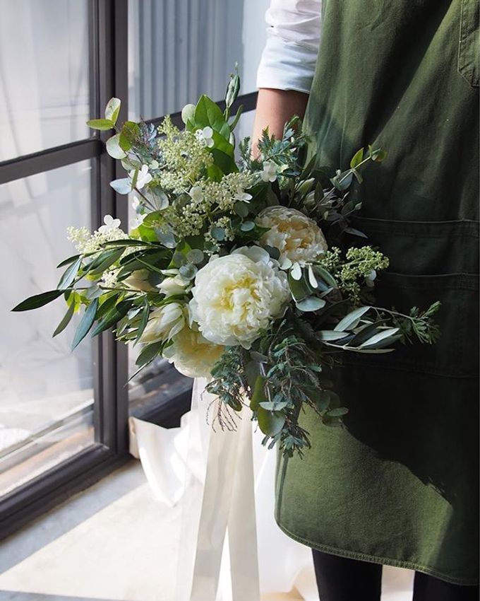 Bridal Bouquets by Floral Magic - 027 Bridal Bouquets by Floral Magic - 027