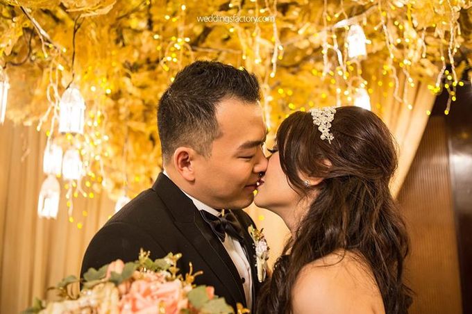 Rieky + Jeanne Wedding by Feramakeup - 021 Rieky + Jeanne Wedding by Feramakeup - 021