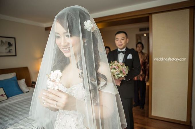 Rieky + Jeanne Wedding by Feramakeup - 015 Rieky + Jeanne Wedding by Feramakeup - 015