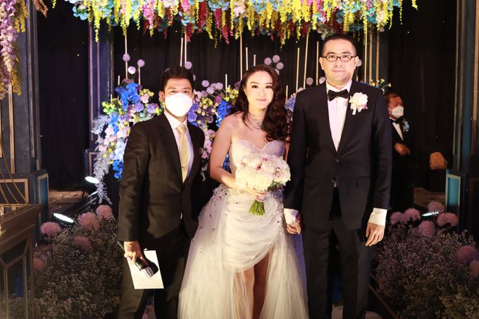 MC Wedding Intimate At Double Tree by Hilton Jakarta - Anthony Stevven by Levine Decoration - 009 MC Wedding Intimate At Double Tree by Hilton Jakarta - Anthony Stevven by Levine Decoration - 009
