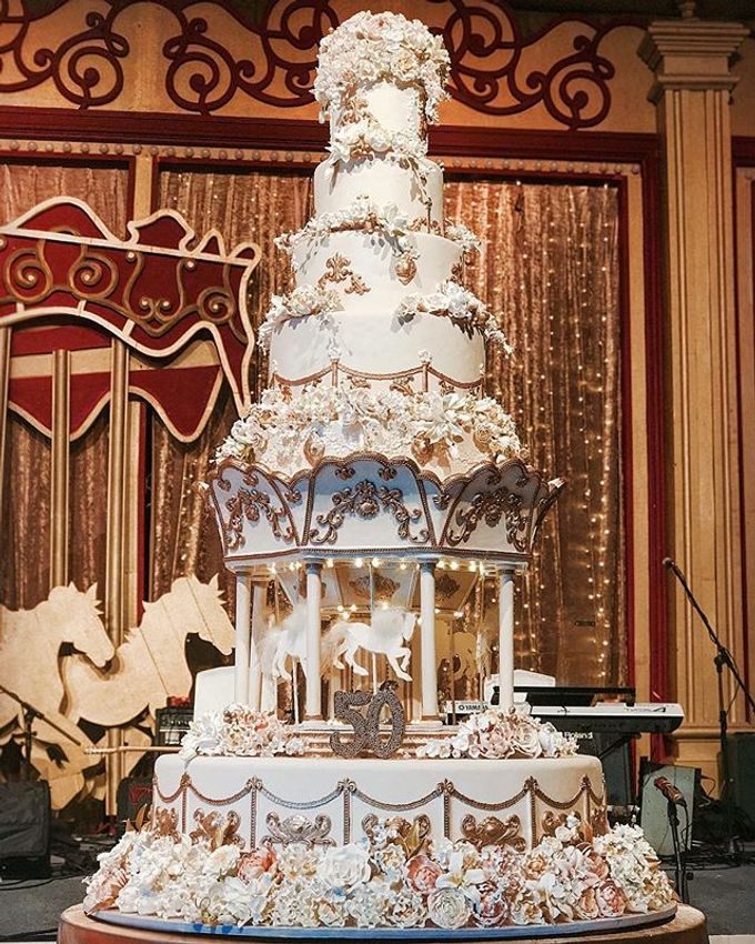 Masterpiece and Signature Wedding Cakes by LeNovelle Cake - 016 Masterpiece and Signature Wedding Cakes by LeNovelle Cake - 016