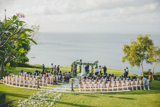 RUSTIC WEDDING DAVID AND JOICE IN SKY AYANA BALI by W organizer - 035