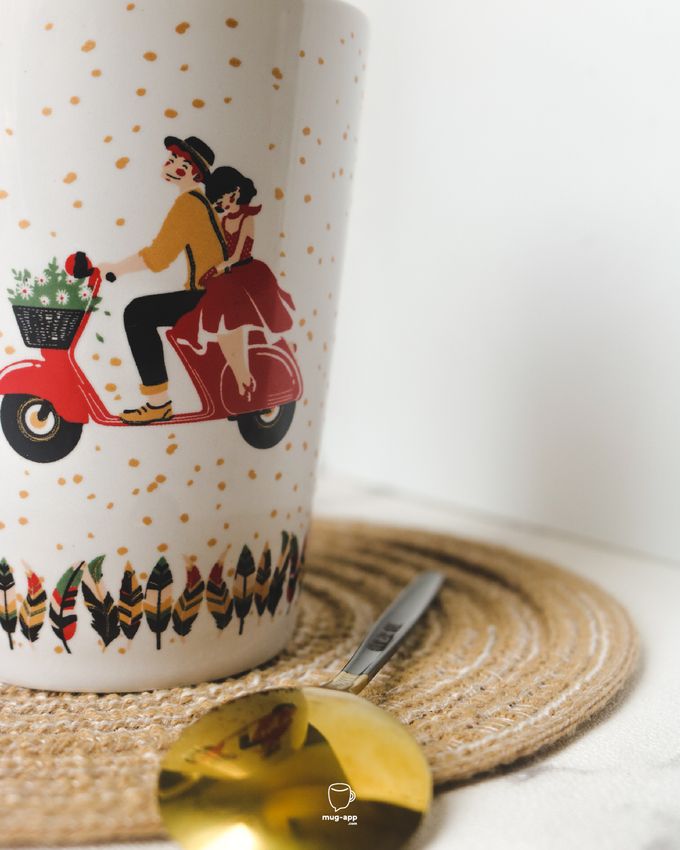 Mug V by Mug-App Wedding Souvenir - 001 Mug V by Mug-App Wedding Souvenir - 001