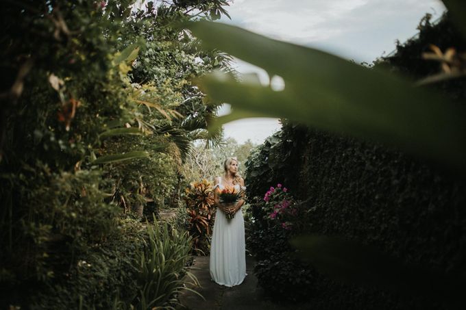 Christopher & Kristlyn - Elopement Day by ILUMINEN - 004 Christopher & Kristlyn - Elopement Day by ILUMINEN - 004