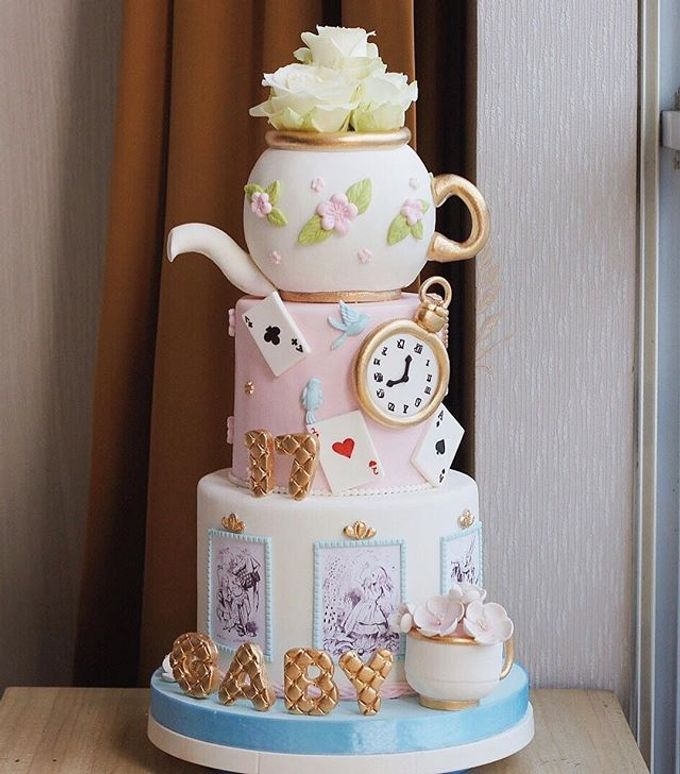 3 tiers Celebration cake (Wedding, Birthday, etc) by duchess bakes - 009