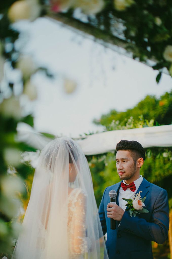 RUSTIC WEDDING DAVID AND JOICE IN SKY AYANA BALI by W organizer - 037