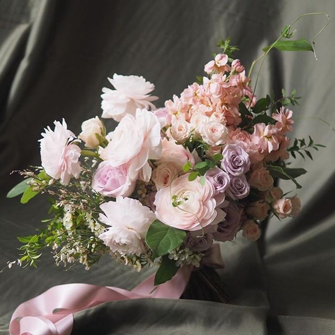 Bridal Bouquets by Floral Magic - 020 Bridal Bouquets by Floral Magic - 020
