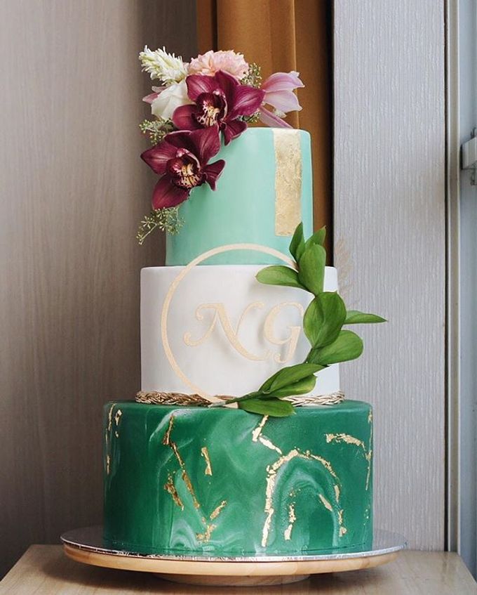 3 tiers Celebration cake (Wedding, Birthday, etc) by duchess bakes - 008